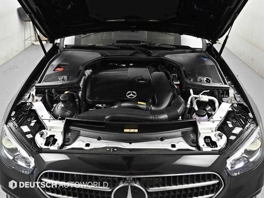 Mercedes Benz E class - Vista 6