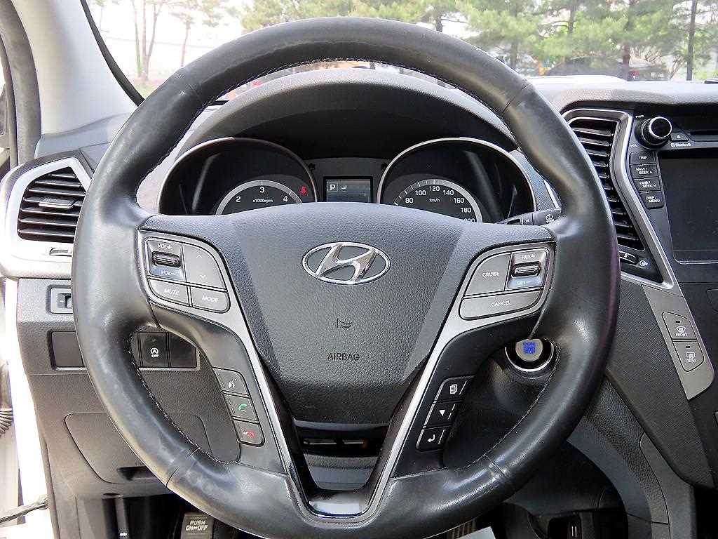 HYUNDAI Santa Fe - Vista 8