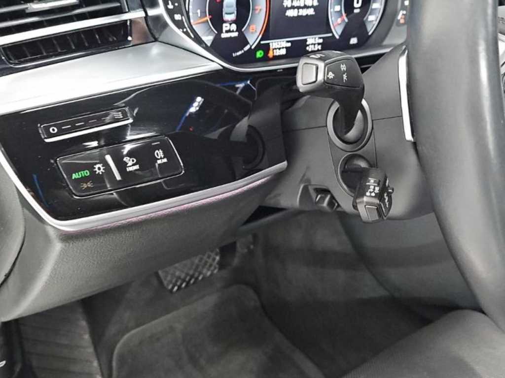 Audi A8 - Vista 9