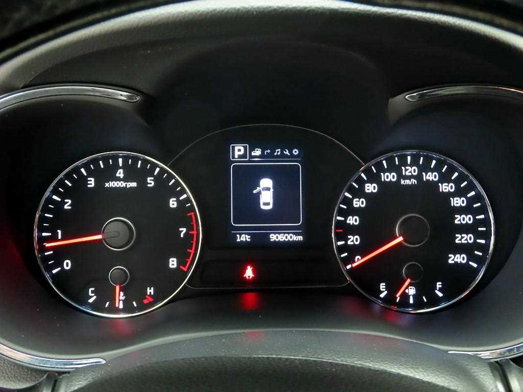 KIA K3 - Vista 6