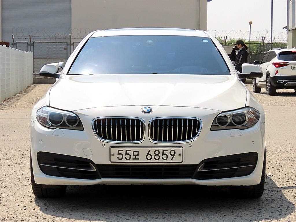 BMW 5 Series 2015 Blanco - Importación desde Corea - HF Imports Iquique - Foto 1