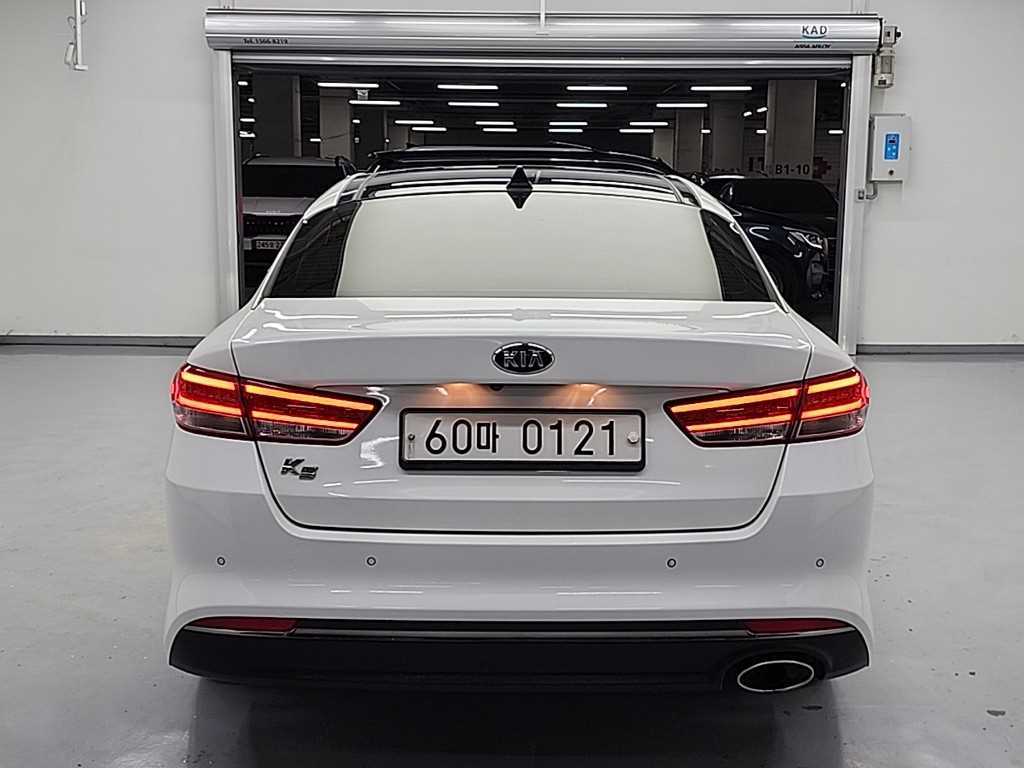 KIA K5 - Vista 3