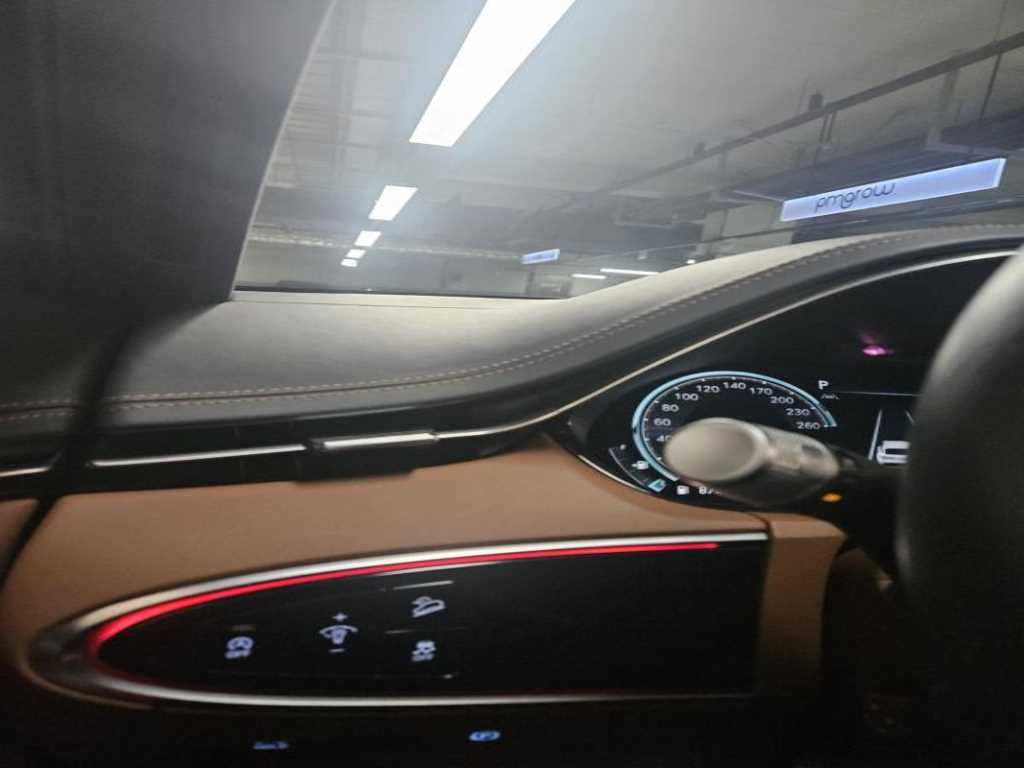 Genesis GV70 2024 Blanco - Importación desde Corea - HF Imports Iquique - Foto 14