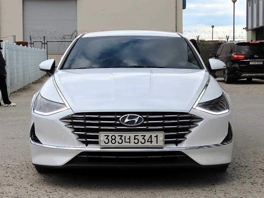 HYUNDAI Sonata 2022 Blanco - Importación desde Corea - HF Imports Iquique - Foto 1