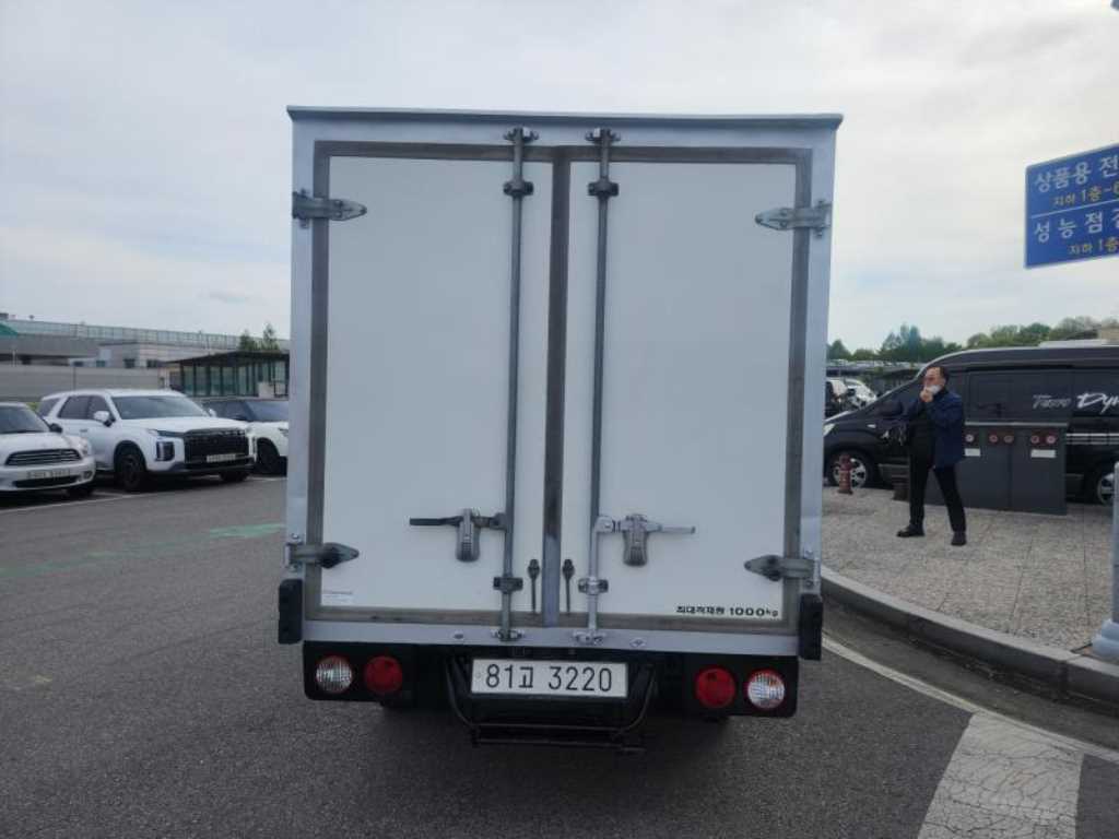Small Truck tower_built-in tower - Vista 5