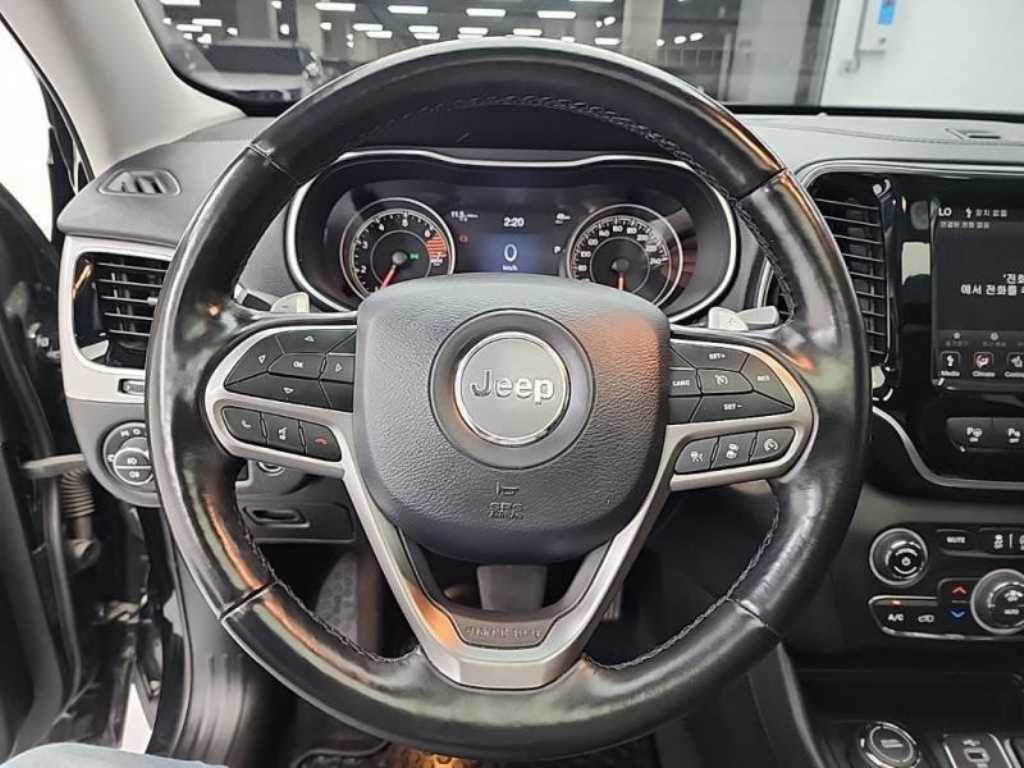Jeep Cherokee - Vista 9