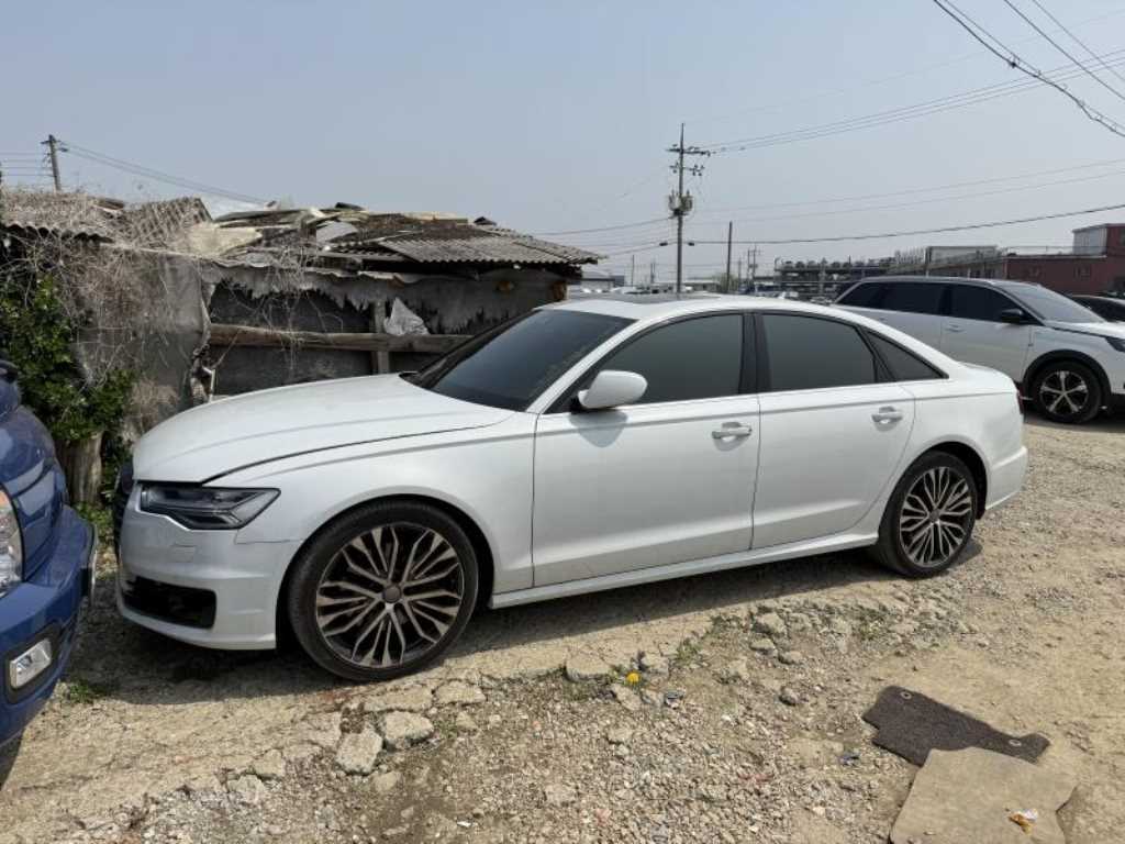 Audi A6 - Vista 4