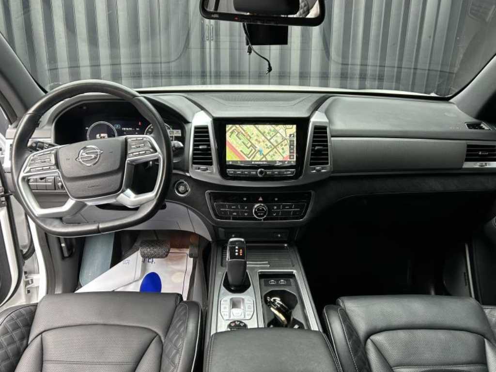 Ssangyong Rexton - Vista 9