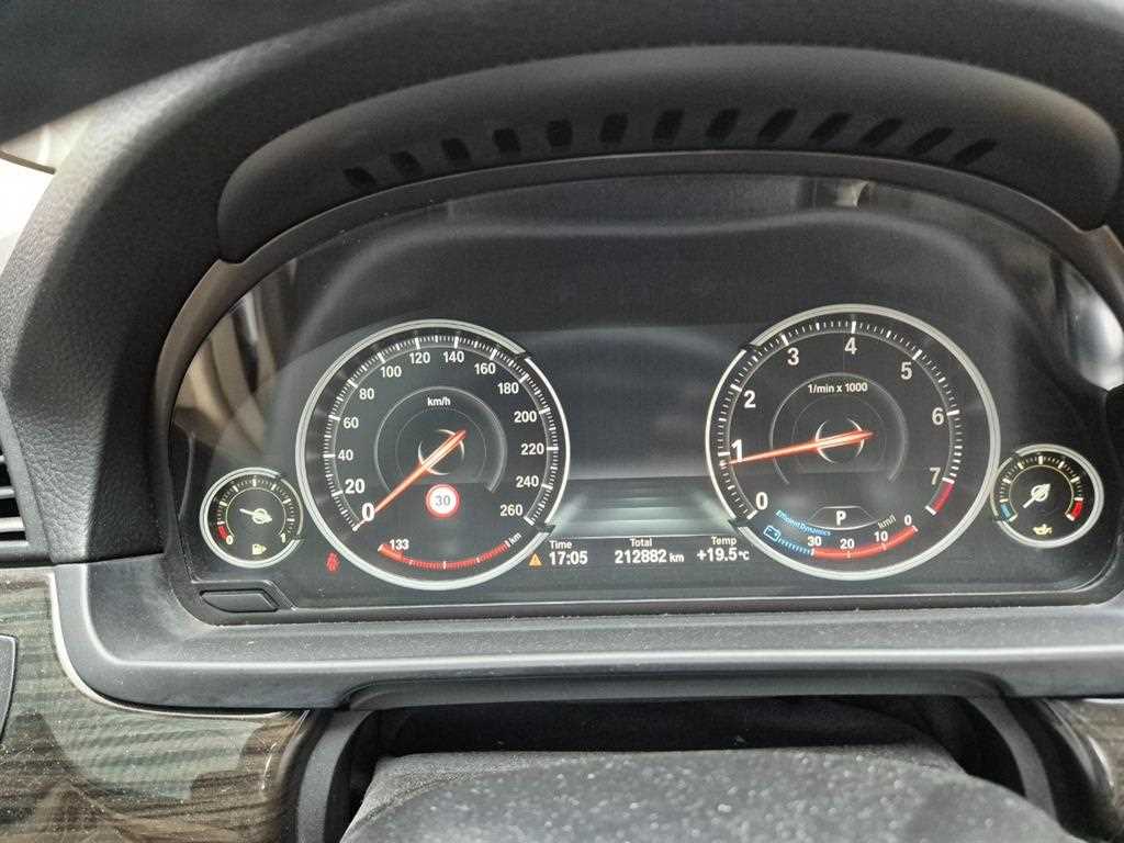 BMW 5 Series - Vista 5
