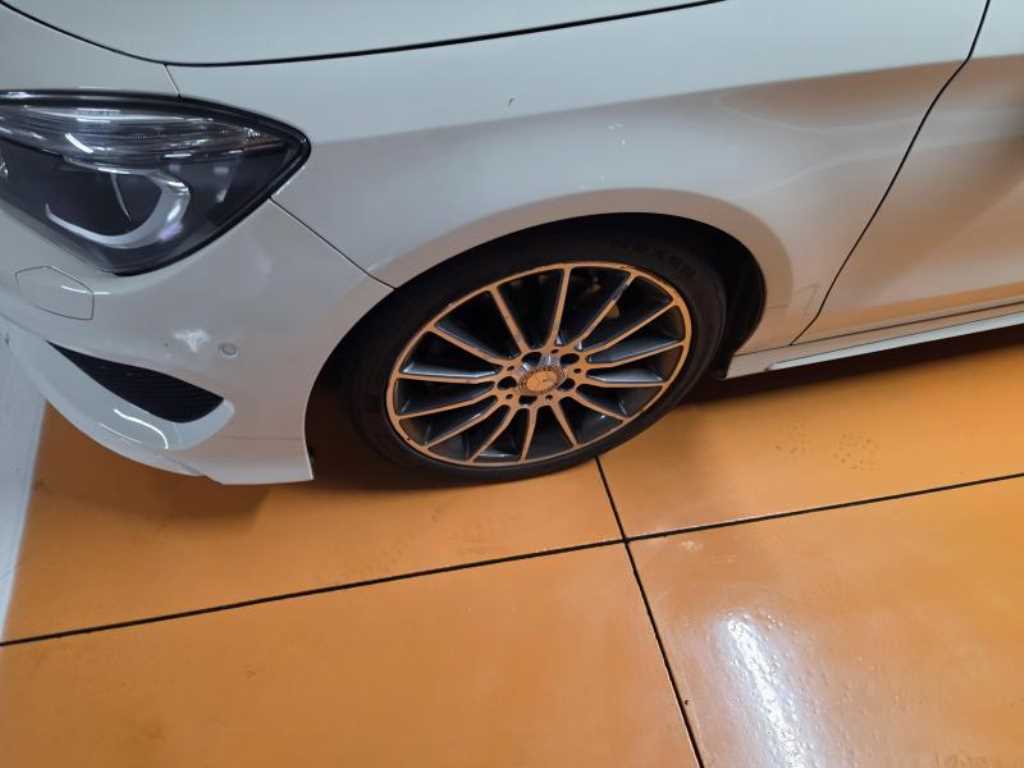 Mercedes Benz CLA Class - Vista 2