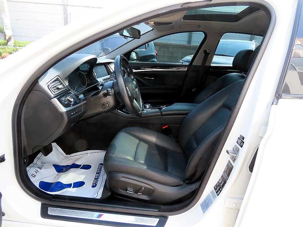 BMW 5 Series - Vista 5