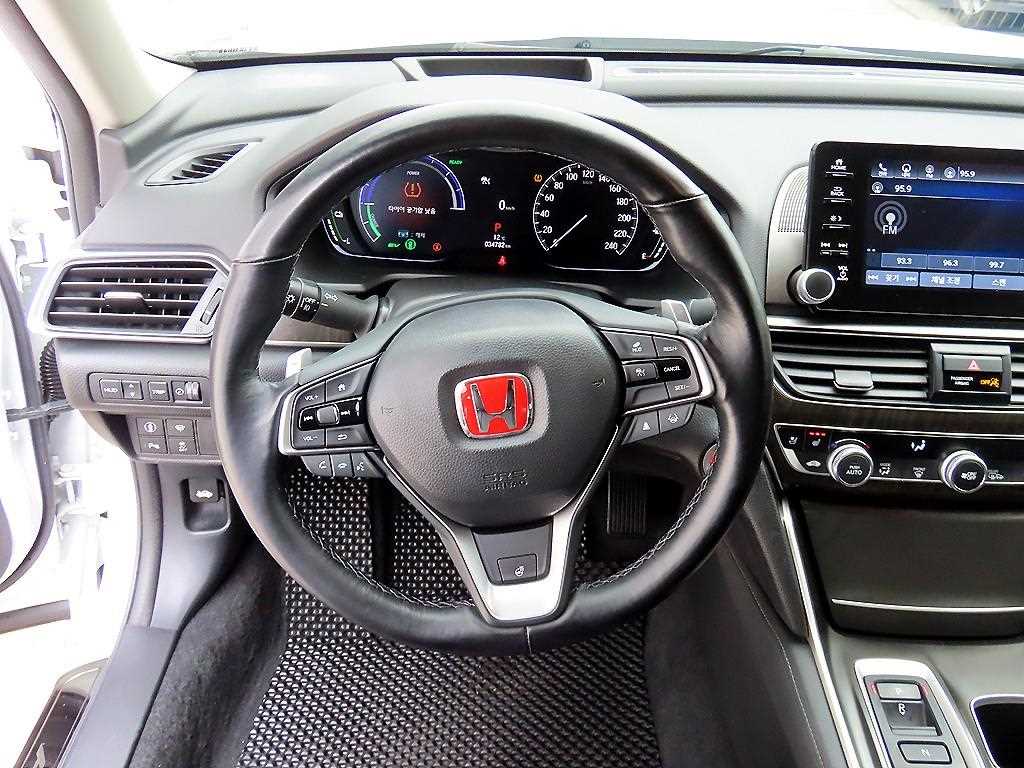 Honda Accord - Vista 8