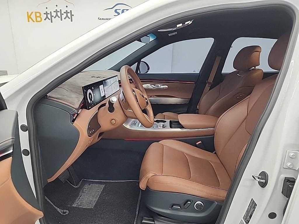 Genesis GV70 - Vista 11