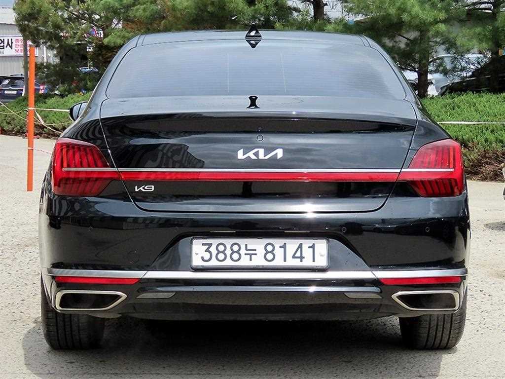 KIA K9 - Vista 4