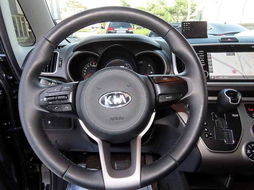 KIA Ray - Vista 8