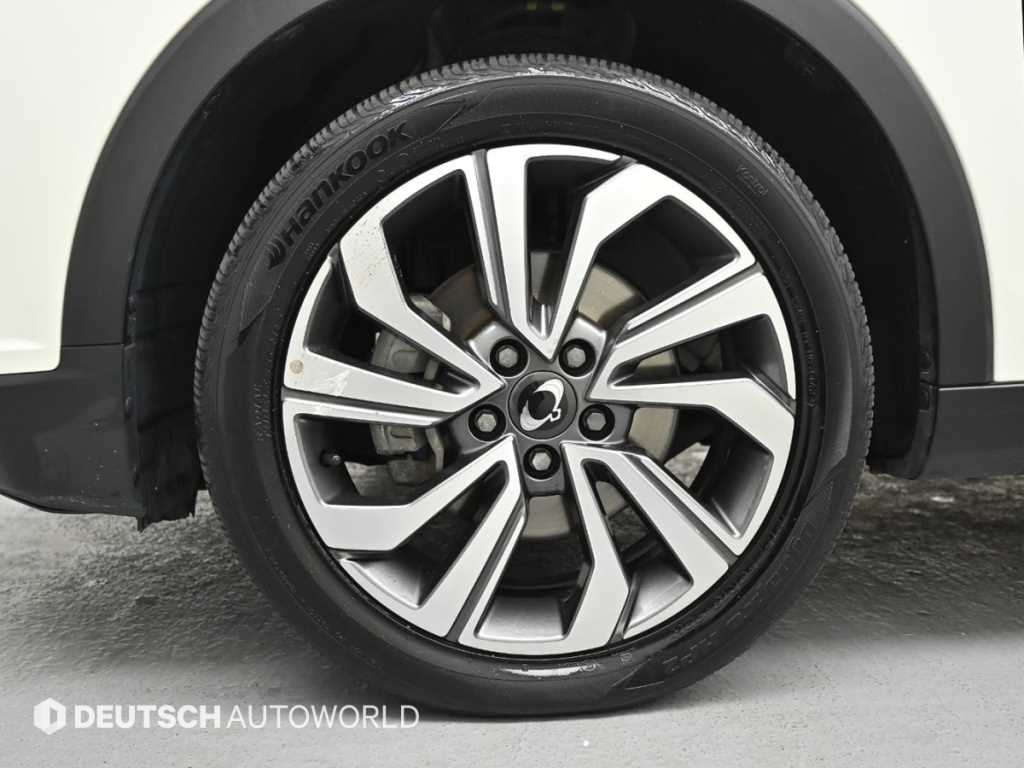 Ssangyong Tivoli - Vista 5