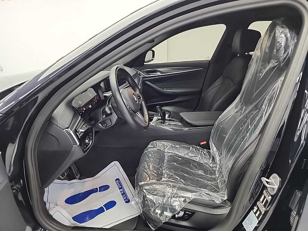 BMW 5 Series - Vista 11