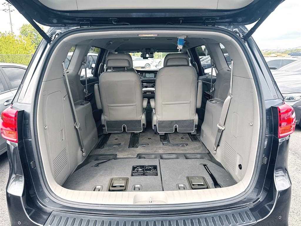 KIA Carnival 2019 Gris - Importación desde Corea - HF Imports Iquique - Foto 16