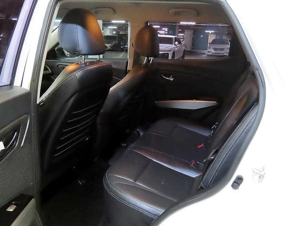 Ssangyong Tivoli - Vista 7