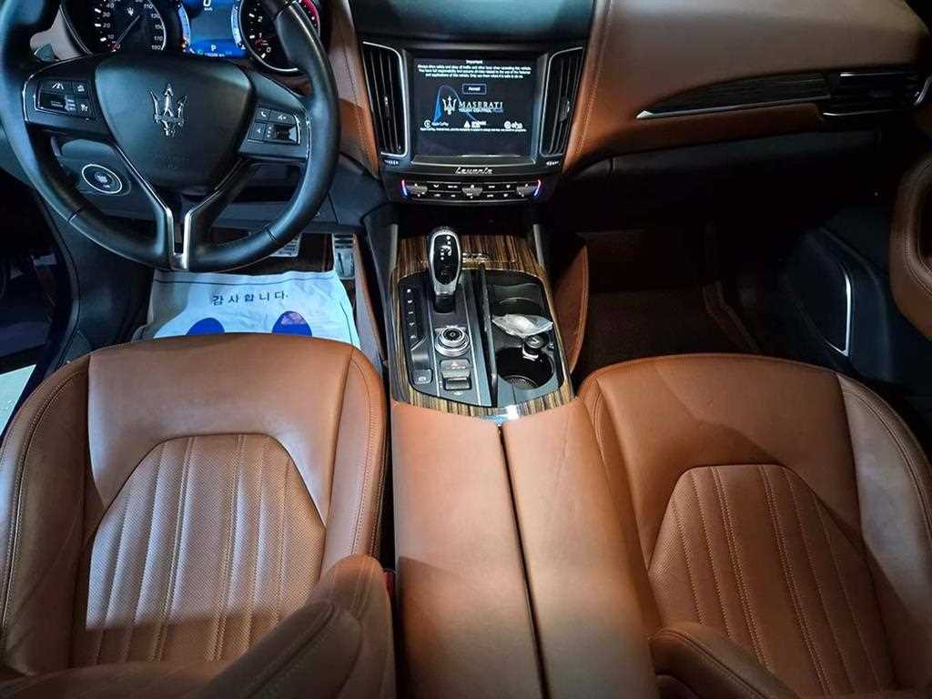 Maserati Levante - Vista 10