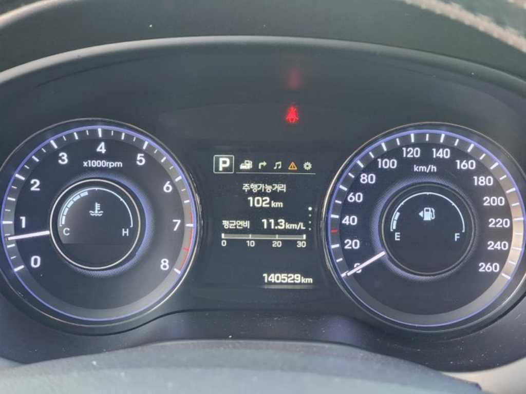 HYUNDAI Aslan - Vista 7