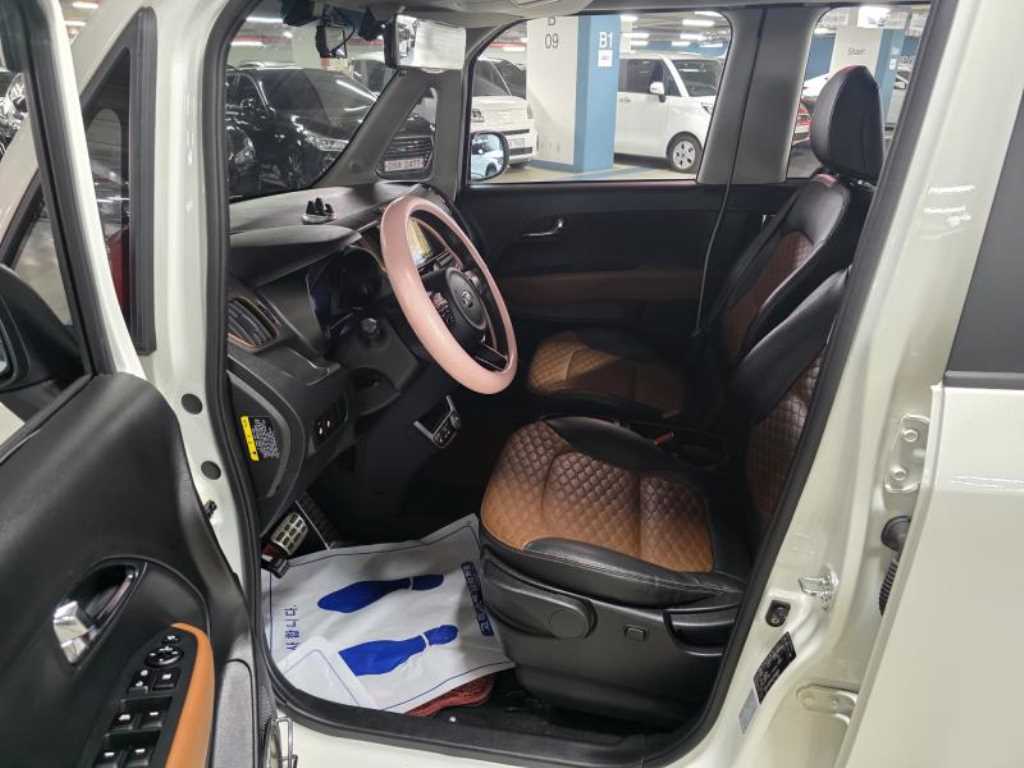 KIA Ray - Vista 5