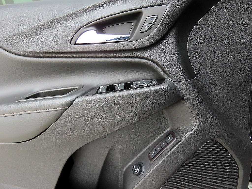 Chevrolet Equinox - Vista 11