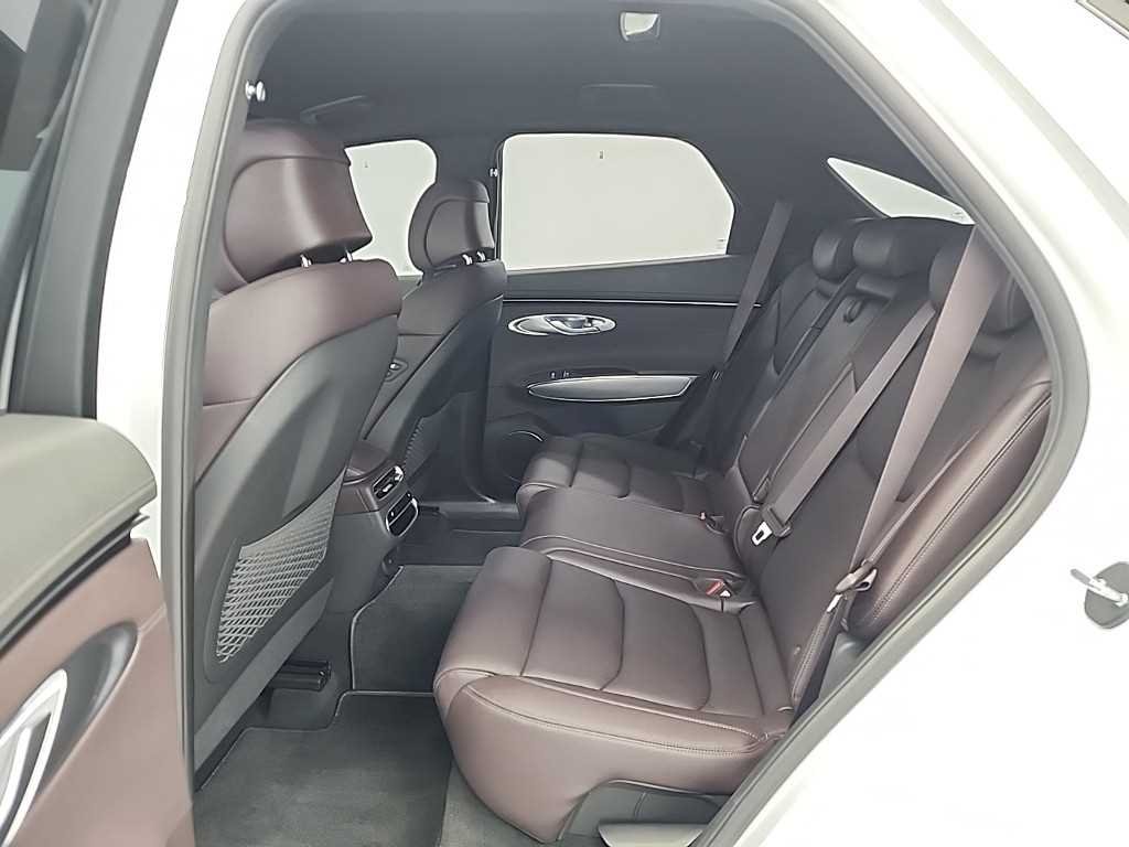 Genesis GV70 - Vista 12
