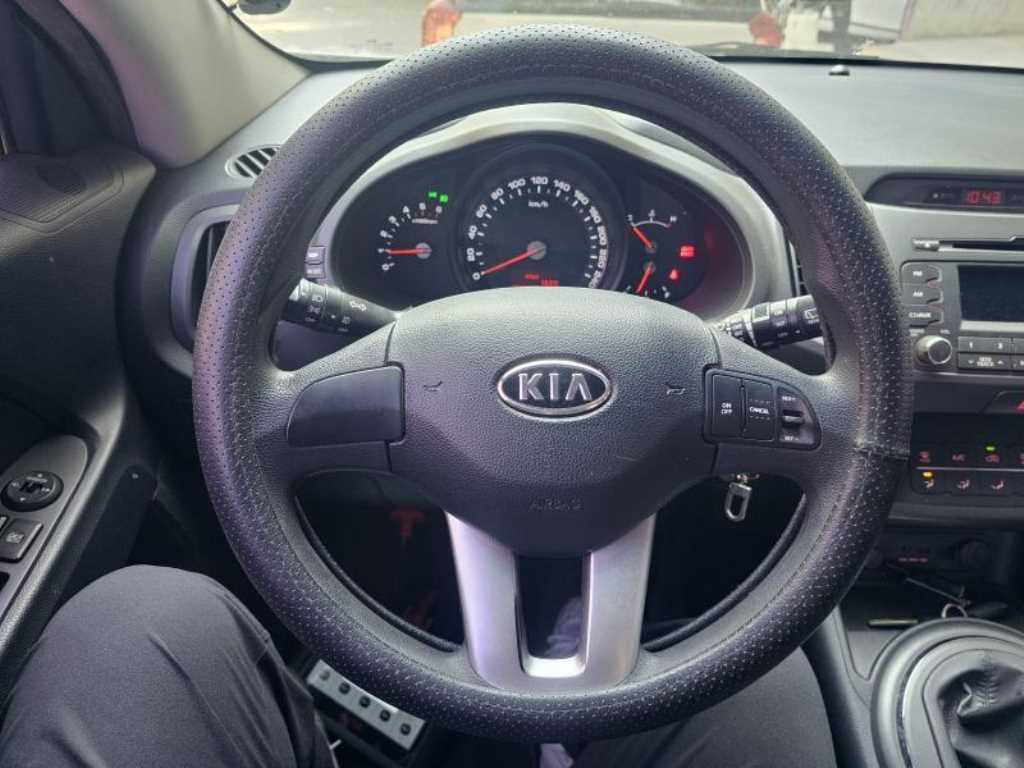 KIA Sportage - Vista 6