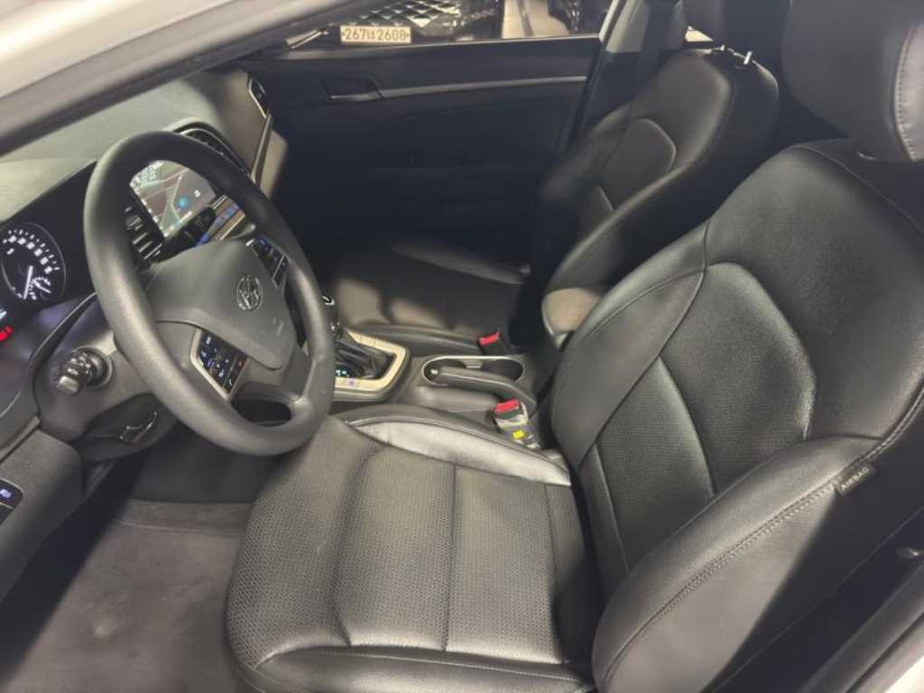 HYUNDAI Avante 2018 - Importación desde Corea - HF Imports Iquique - Foto 16