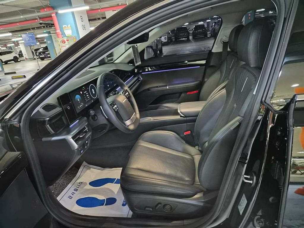 HYUNDAI Grandeur - Vista 6
