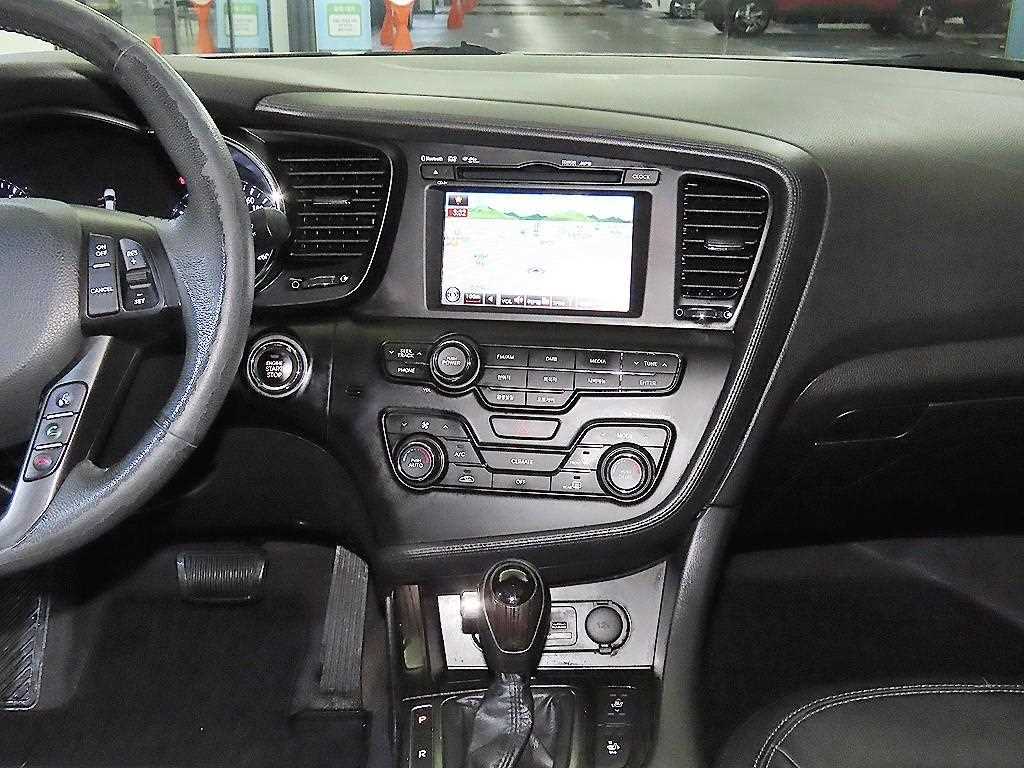 KIA K5 - Vista 11