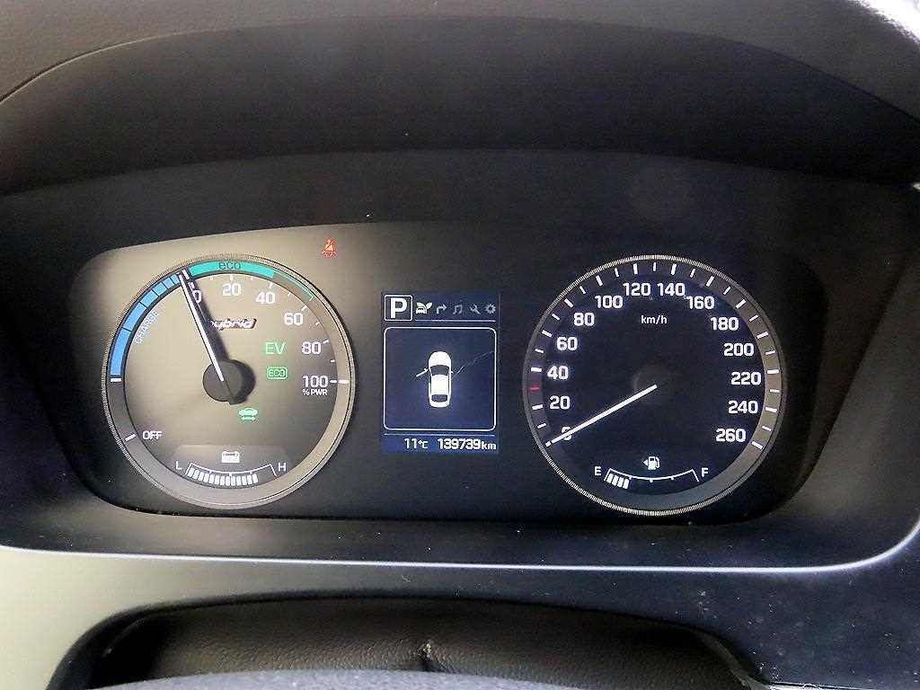 HYUNDAI Sonata - Vista 9