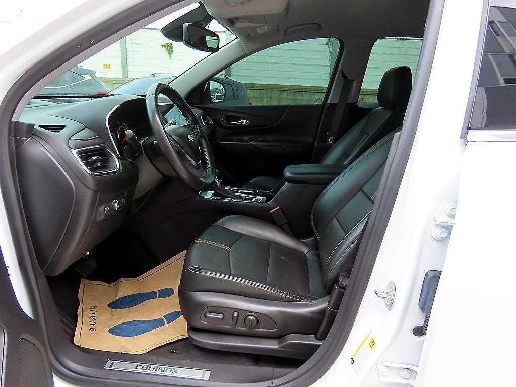 Chevrolet Equinox - Vista 5