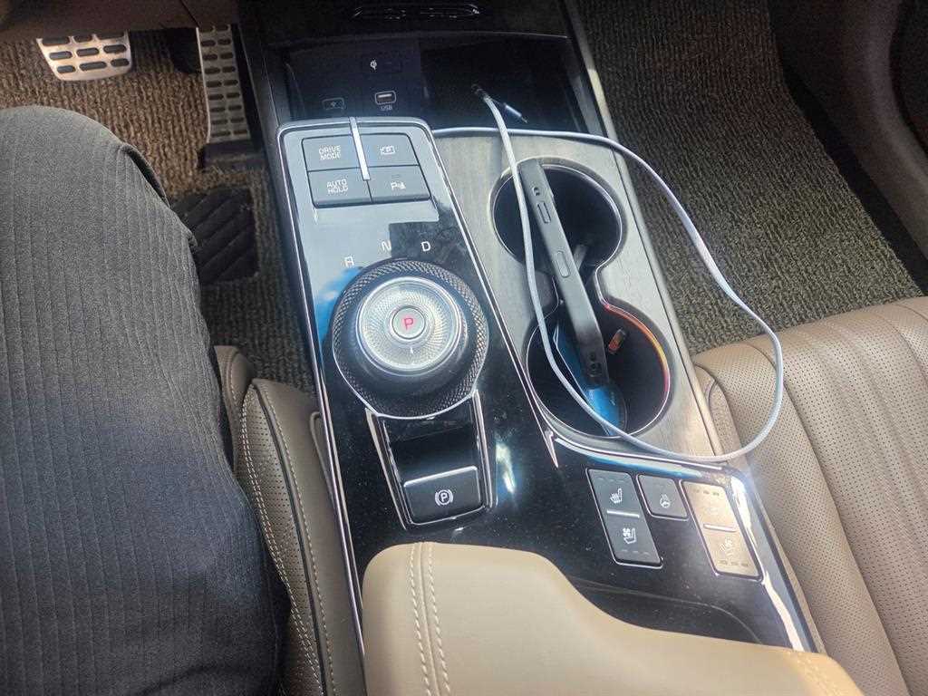 KIA K8 - Vista 9
