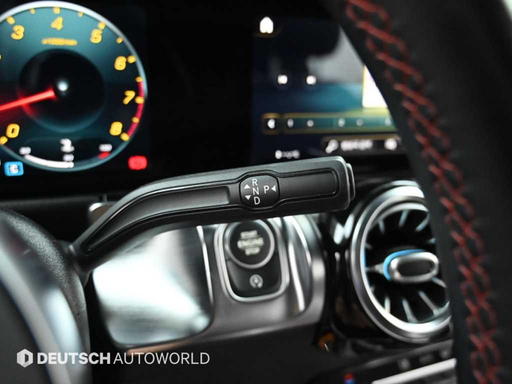 Mercedes Benz GLB Class - Vista 9