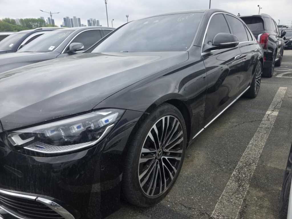 Mercedes Benz S Class - Vista 4