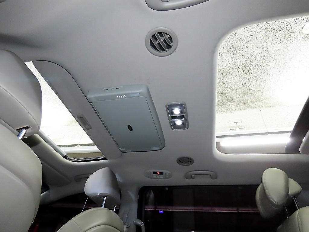 KIA Carnival 2019 Negro - Importación desde Corea - HF Imports Iquique - Foto 14
