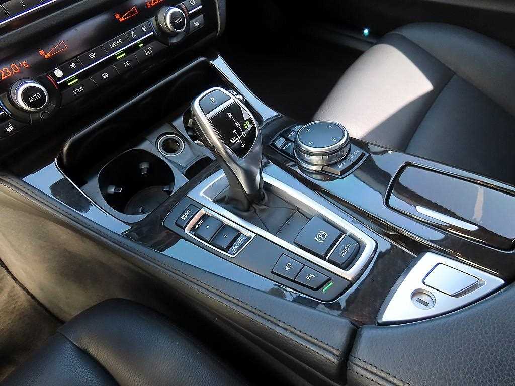BMW 5 Series - Vista 11