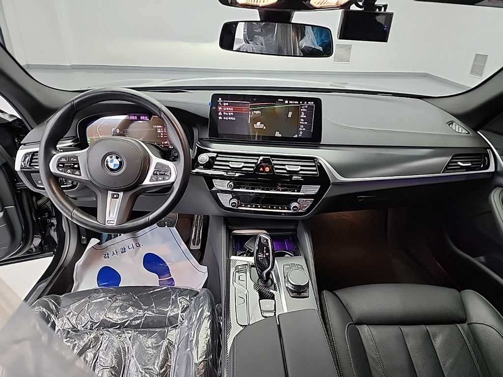 BMW 5 Series - Vista 7