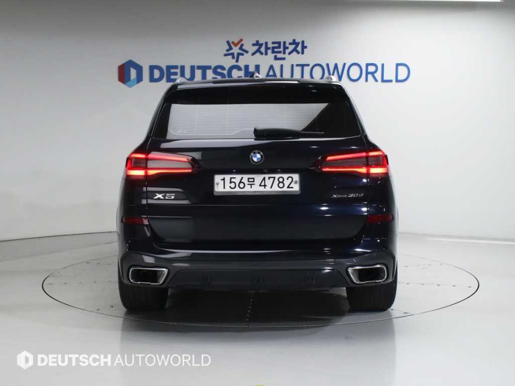 BMW X5 - Vista 4