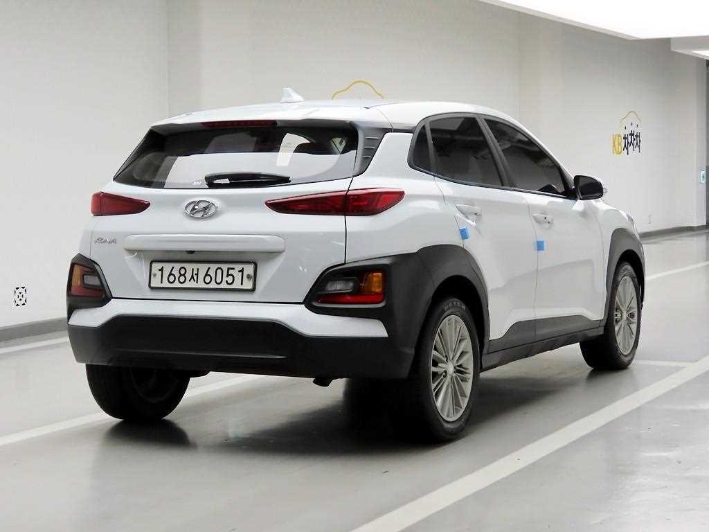 HYUNDAI Kona - Vista 3