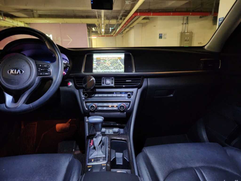 KIA K5 - Vista 4