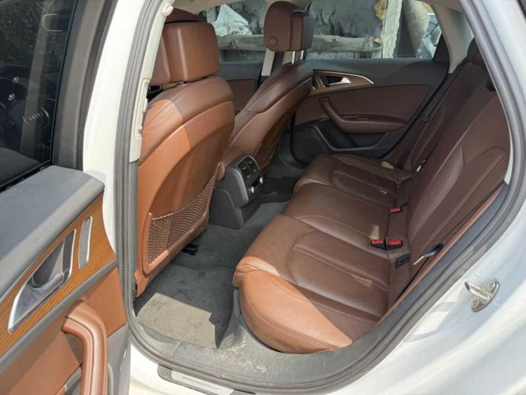 Audi A6 - Vista 5