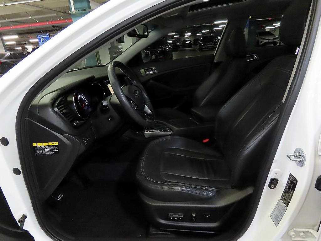 KIA K5 - Vista 6