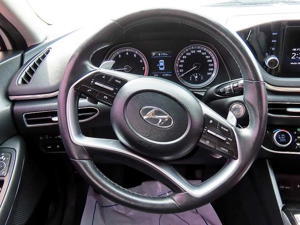 HYUNDAI Sonata - Vista 7