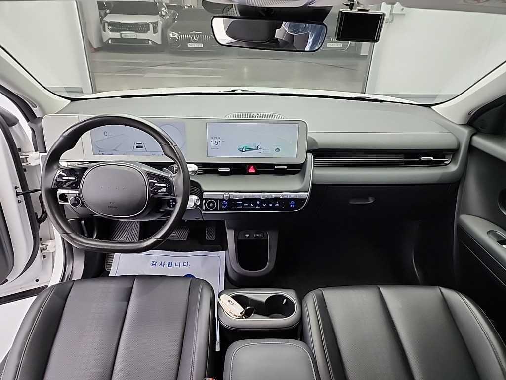 HYUNDAI Ioniq 5 - Vista 7