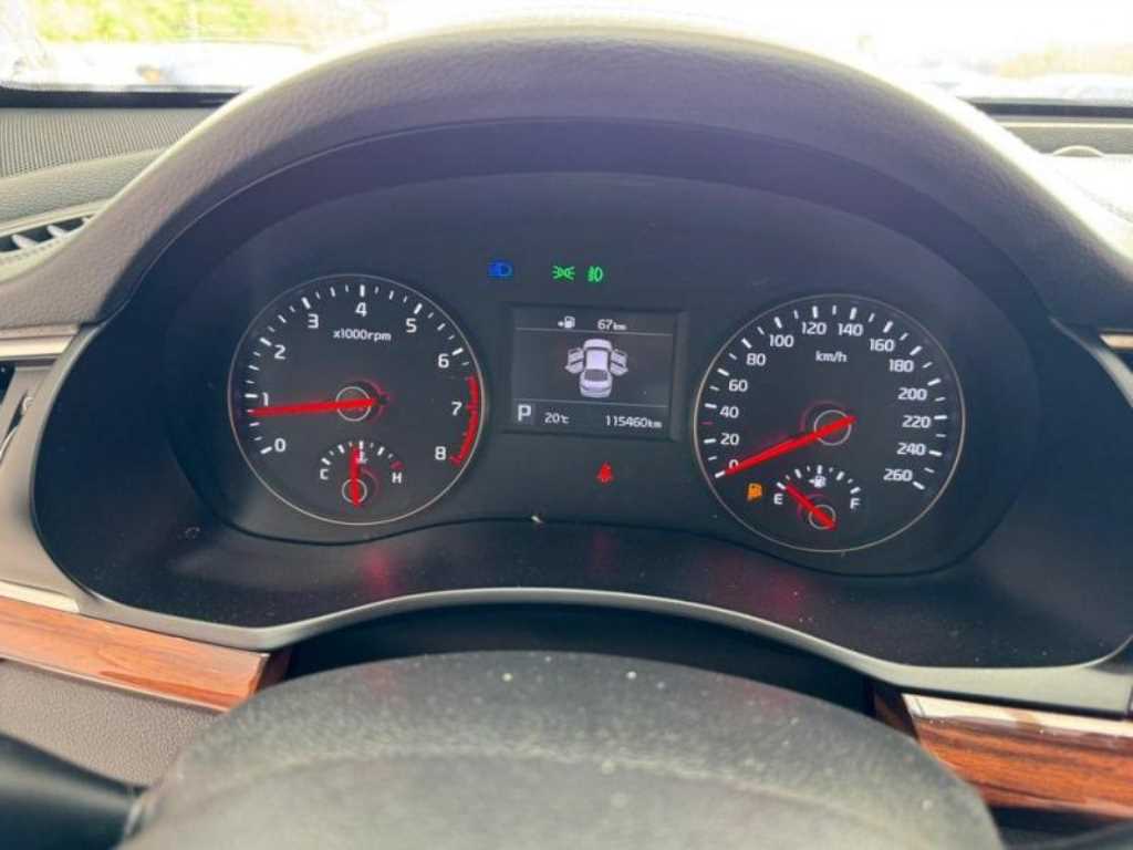 KIA K7 - Vista 8
