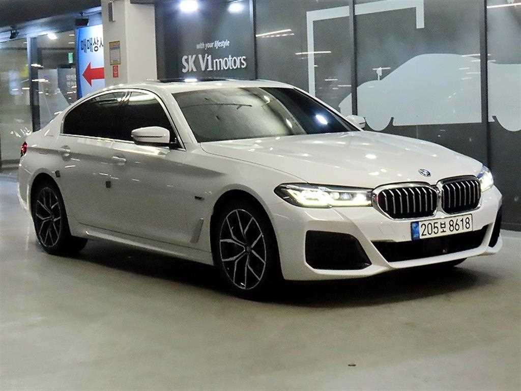 BMW 5 Series 2022 Blanco - Importación desde Corea - HF Imports Iquique - Foto 1