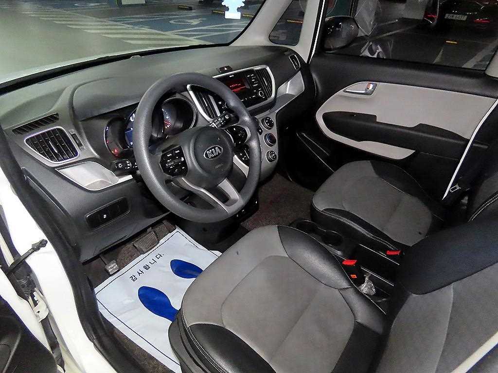 KIA Ray - Vista 10